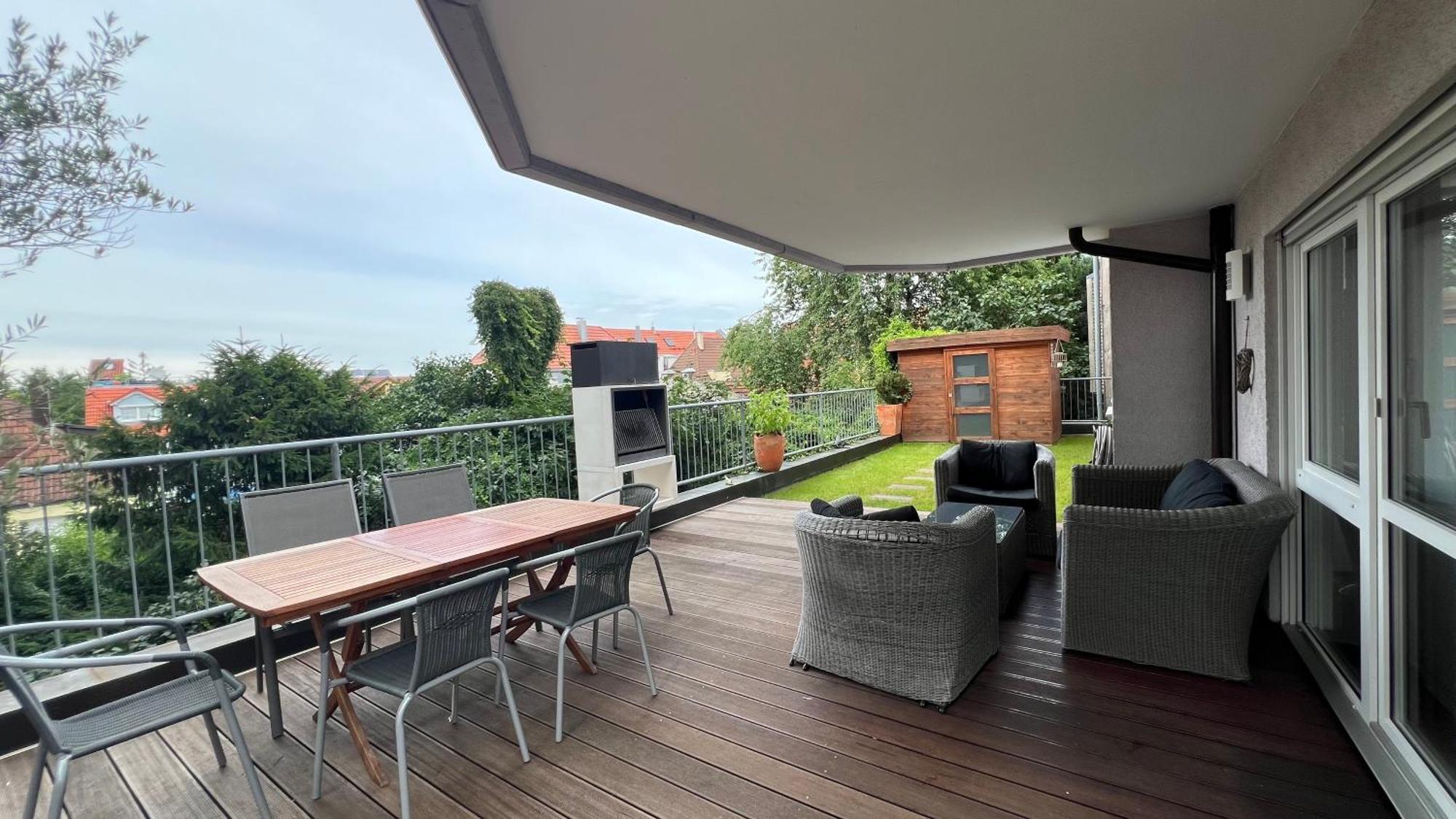 Ludwigshome Luxus - Zentral, Kostenloser Parkplatz, Terrasse Ludwigsburg Kültér fotó