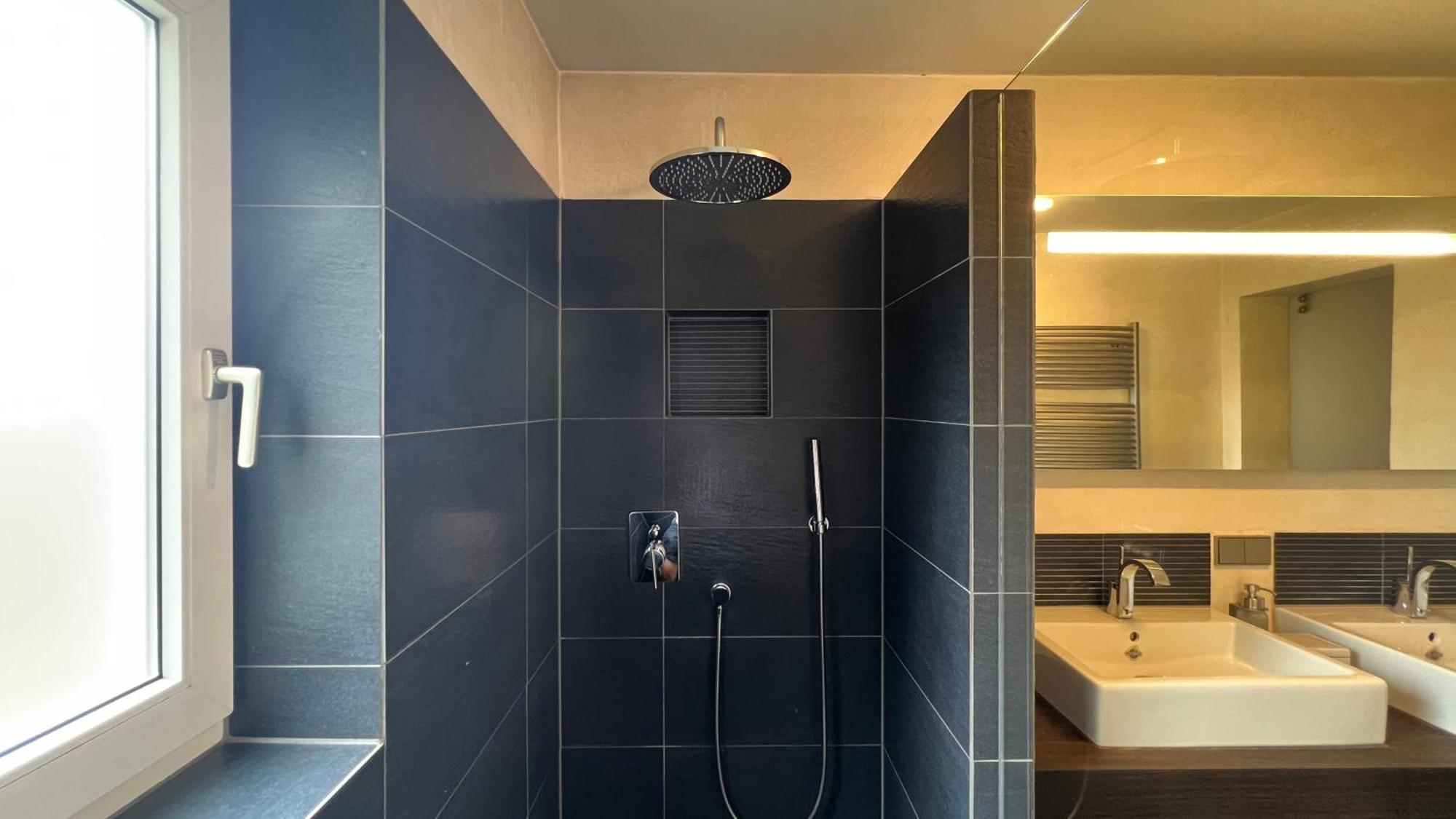 Ludwigshome Luxus - Zentral, Kostenloser Parkplatz, Terrasse Ludwigsburg Kültér fotó
